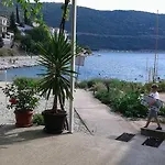 Jopi * Neum